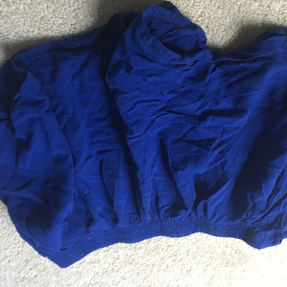 Dark blue shorts